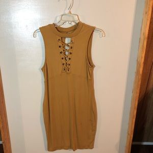 Iris brand slimming fit dress